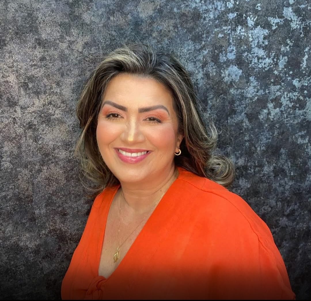 ​Salmos 42:1 Como o cervo anseia pelas correntes das águas, assim a minha alma anseia por ti, ó Deus!