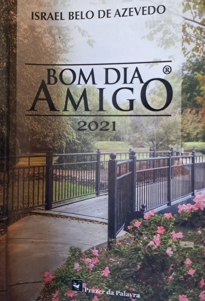"A primeira fase do saber é amar os nossos professores."
